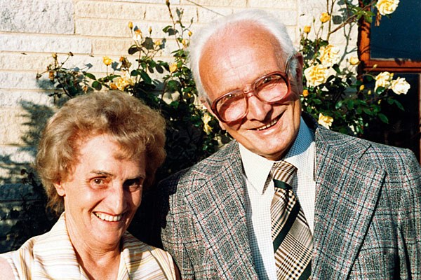 Frank Richardson and his sister Ethel celebrating Frank's Golden Anniversary (1986)