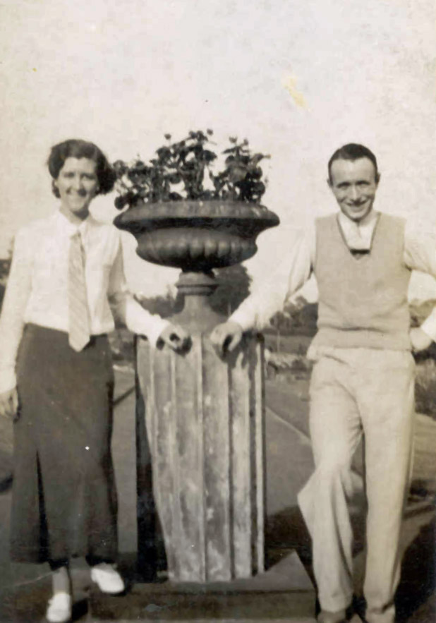 Photograph of Elsie and Frank pictured at Temple Newsham, Leeds